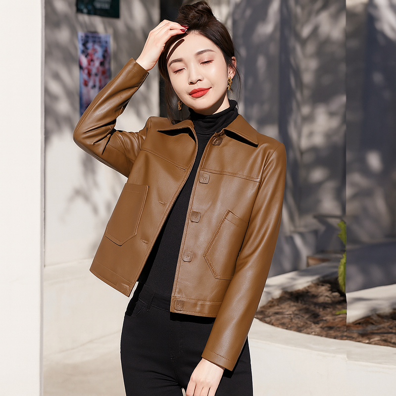 [Llevá 2 Pagá 1] Campera Femenina Luara de Cuero Legítimo con Bolsillos Laterales (¡Textura suave y diseño retro!)