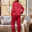 [Llevá 3 Pagá 2] Pijama Femenino Mona en Satén y Seda Hielo (Confort y Suavidad Únicos) + Pantufas de Regalo